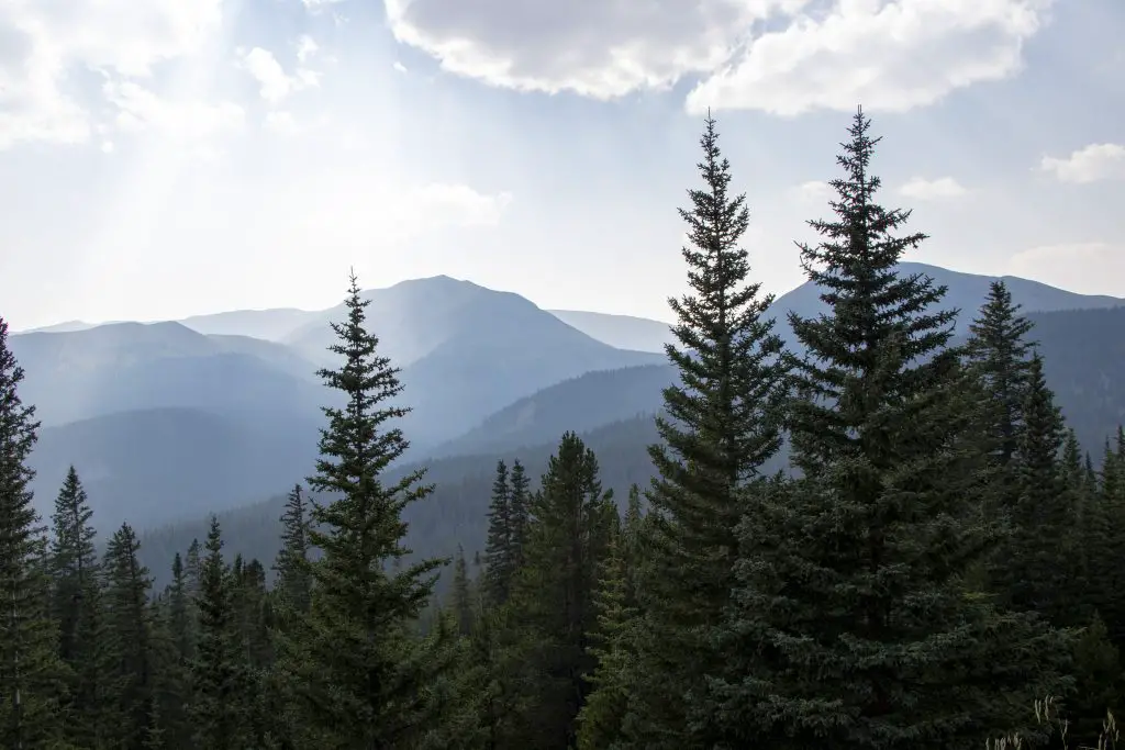 Applied Worldwide Lifestyle Photograph of the Rocky Mountains in Colorado.