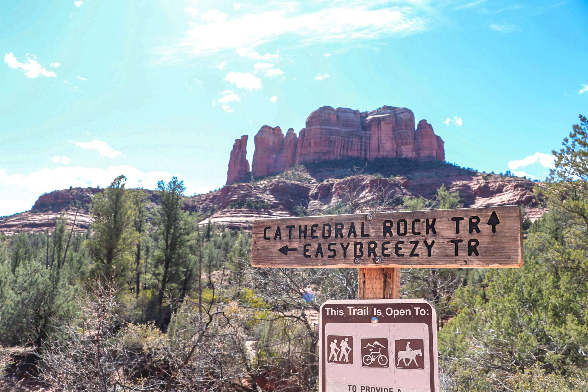 Photo of Cathedral Rock Trailhead sign for Applied Worldwide blog "Feeling the Energy: Hiking Cathedral Rock Vortex in Sedona"